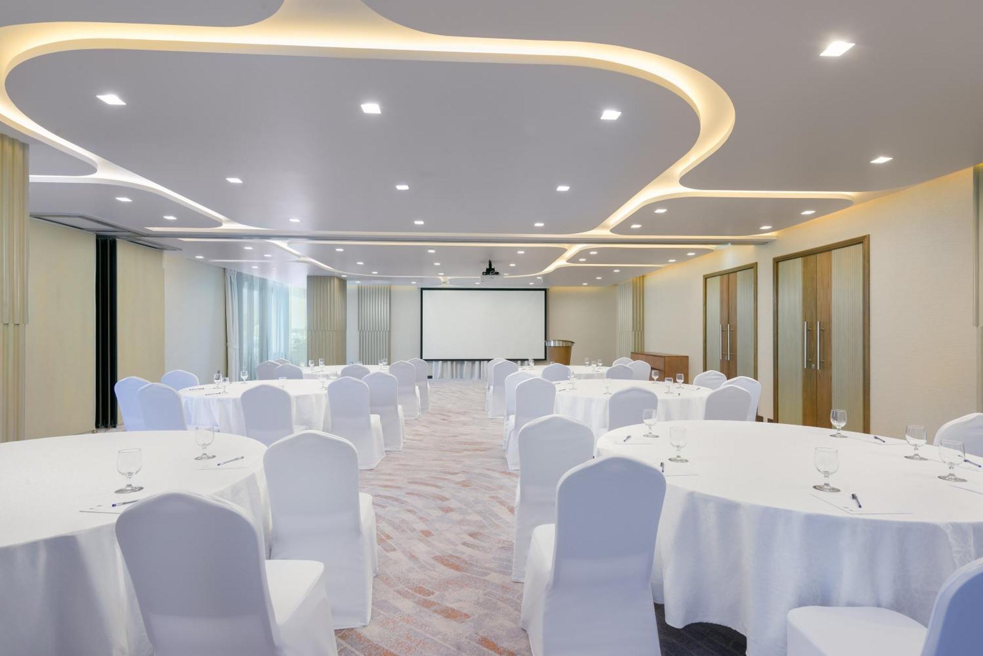 Intercityhotel Bawshar Masqat Buitenkant foto
