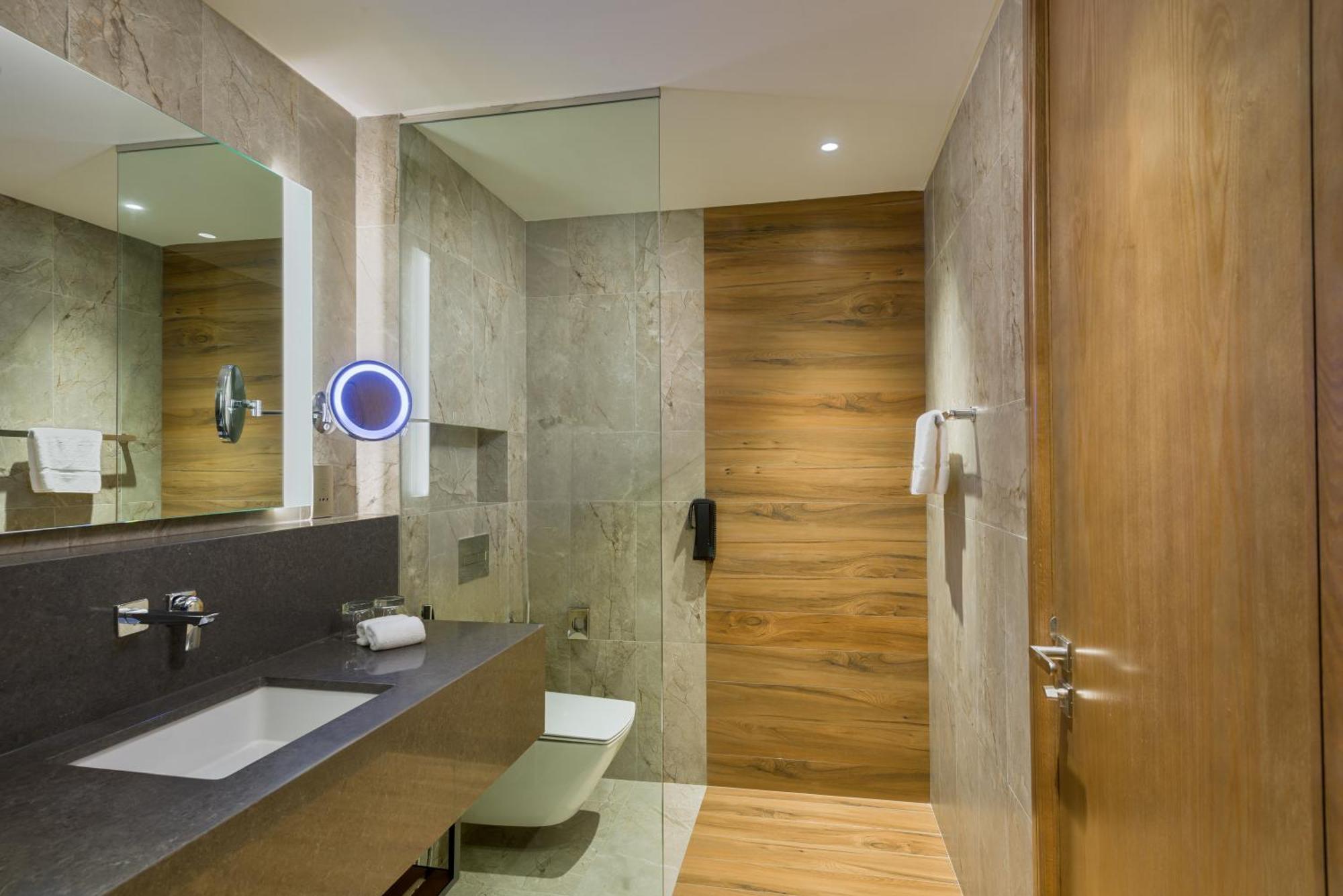 Intercityhotel Bawshar Masqat Buitenkant foto