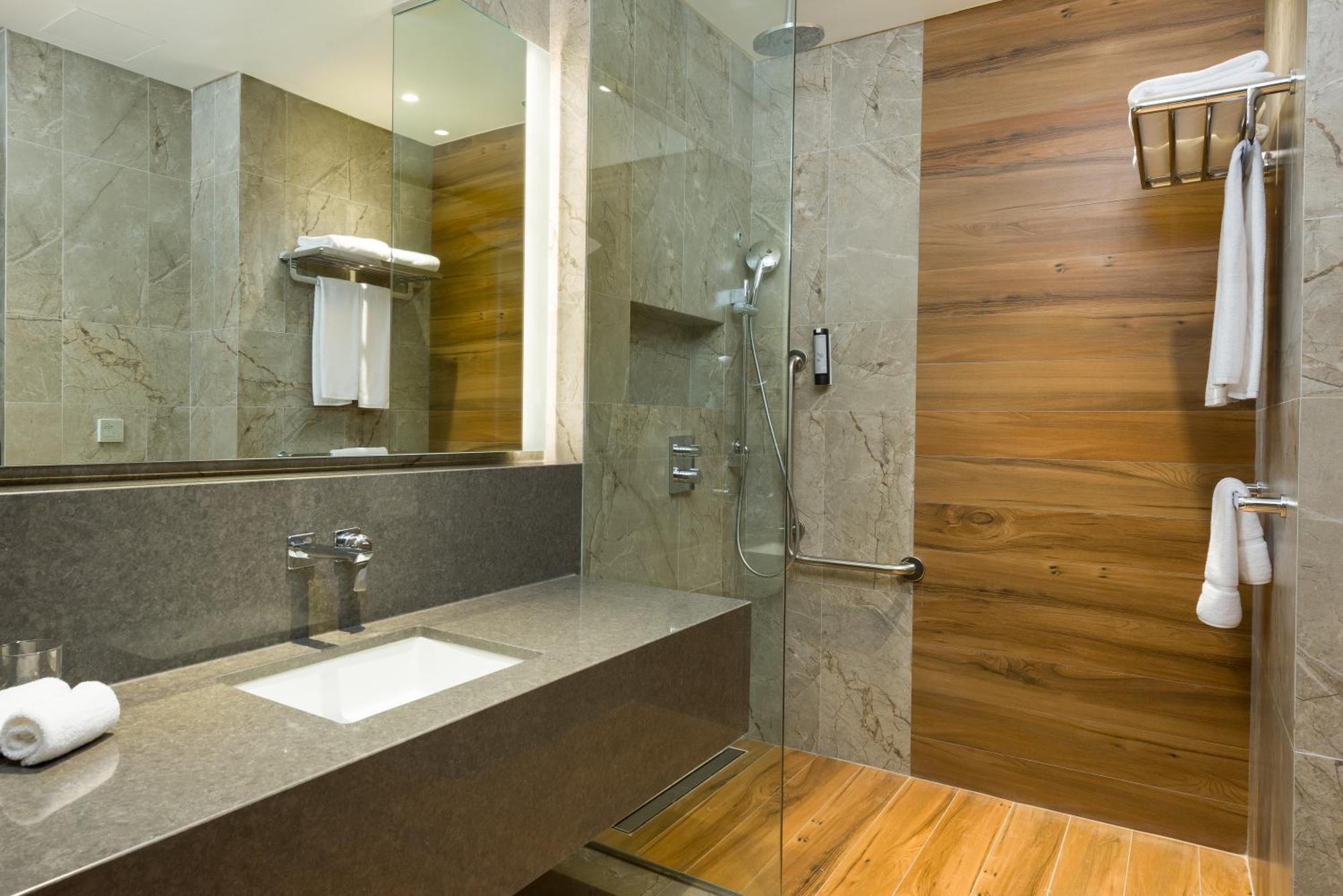 Intercityhotel Bawshar Masqat Buitenkant foto